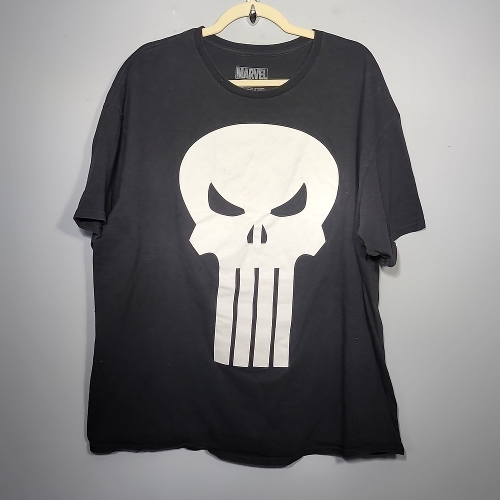 Marvel Punisher Black Logo Character T-Shirt